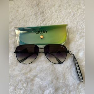 Quay High Key Black Fade